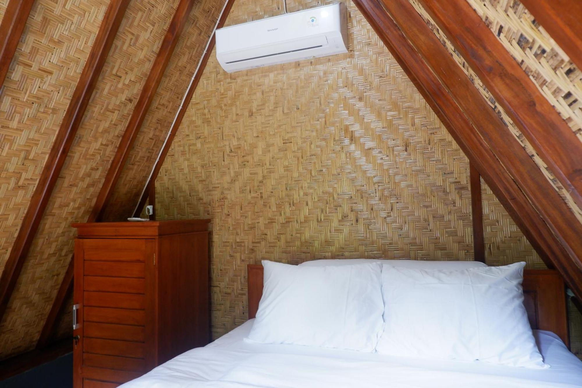 Aum Resort Pulukan Esterno foto