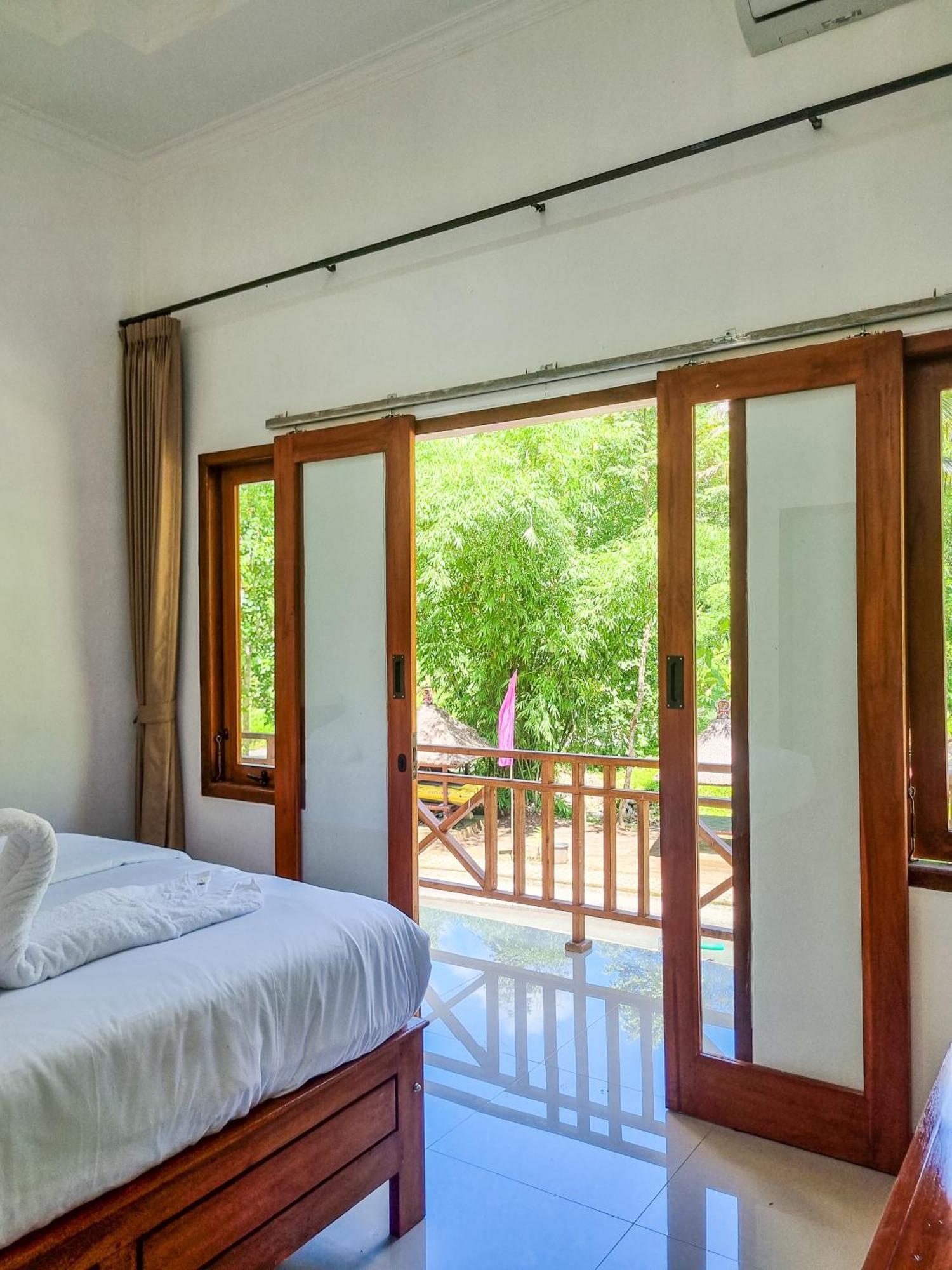 Aum Resort Pulukan Esterno foto