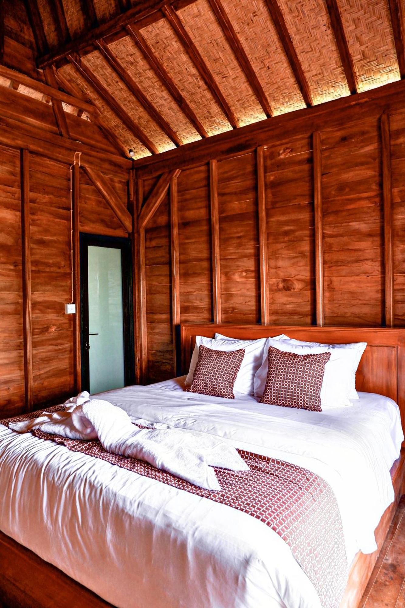 Aum Resort Pulukan Esterno foto