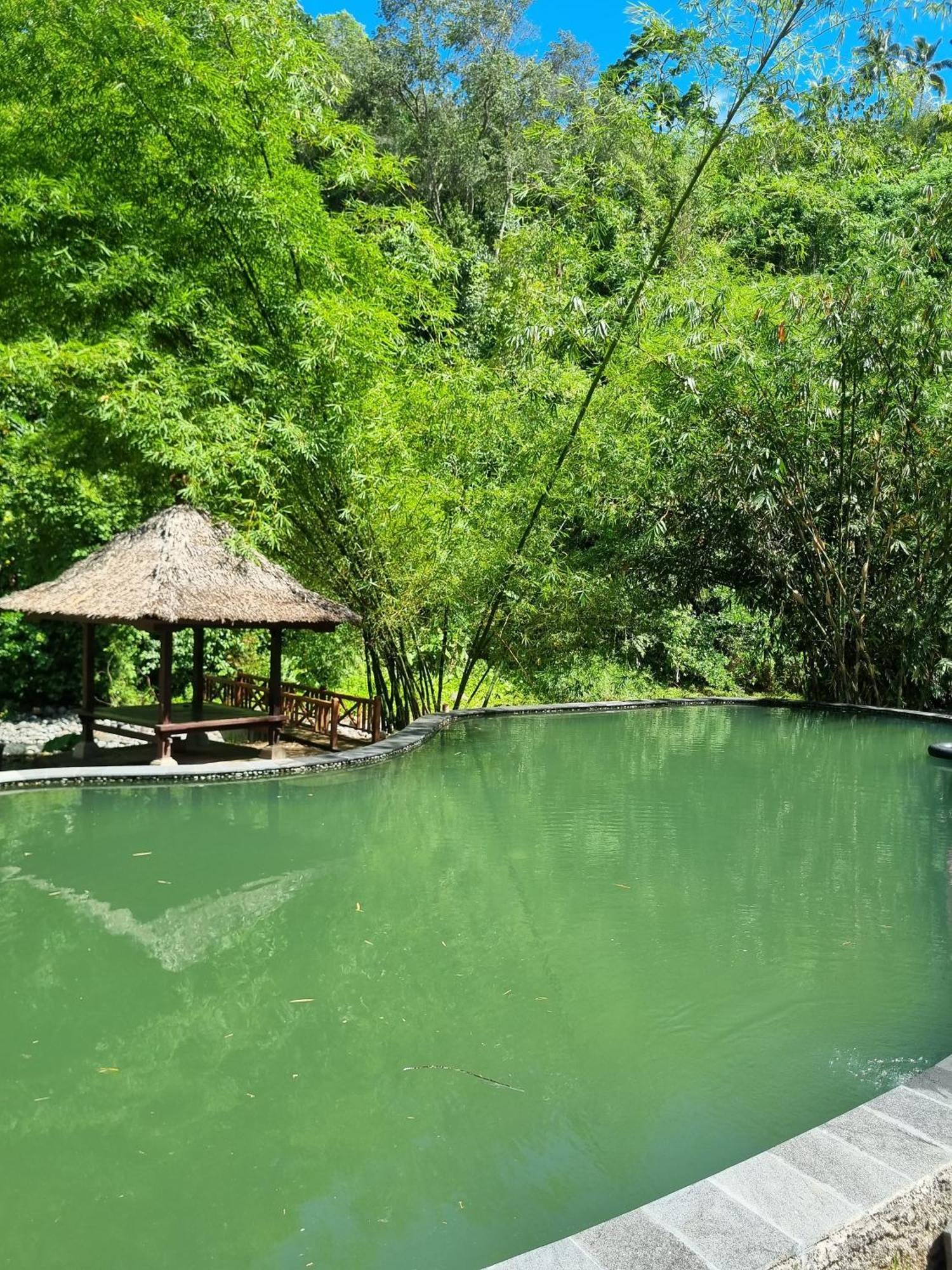 Aum Resort Pulukan Esterno foto